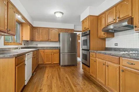 217 South Arlington Heights Road Elk Grove Village IL 60007