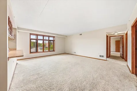 18550 Pine Lake Drive Tinley Park IL 60477