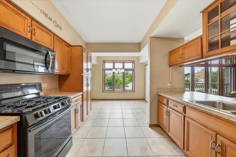 18550 Pine Lake Drive Tinley Park IL 60477