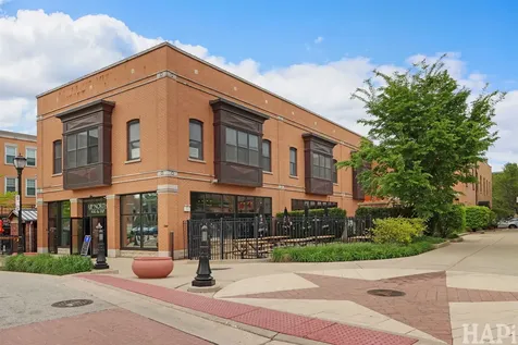 545-47 North Milwaukee Avenue Libertyville IL 60048