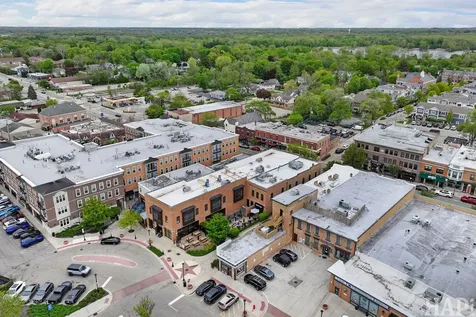 545-47 North Milwaukee Avenue Libertyville IL 60048
