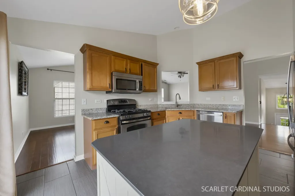 24902 Franklin Lane Plainfield IL 60585
