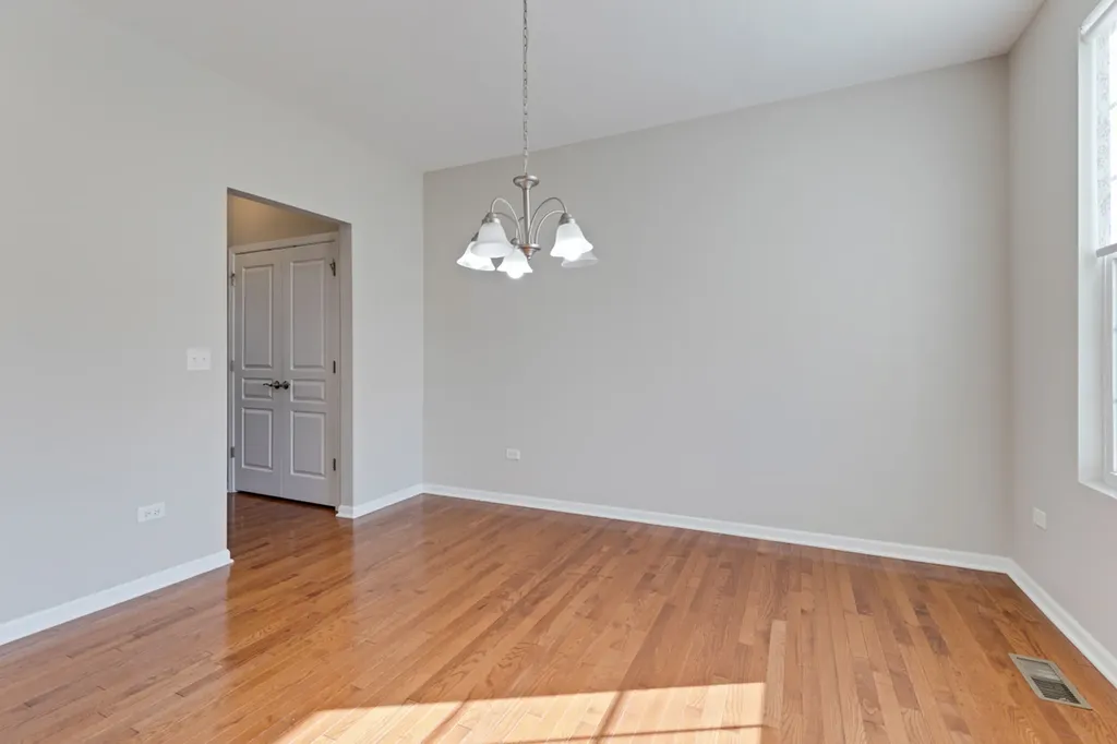 3628 Birch Lane Naperville IL 60564
