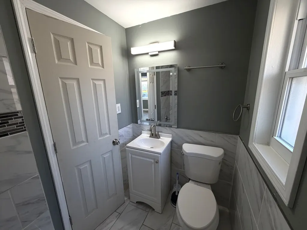 11635 South Justine Street Chicago IL 60643