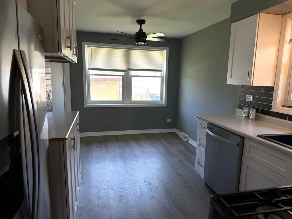 11635 South Justine Street Chicago IL 60643