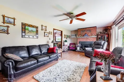 34908 South State Route 129 Braceville IL 60407