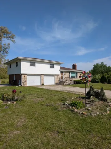 34908 South State Route 129 Braceville IL 60407