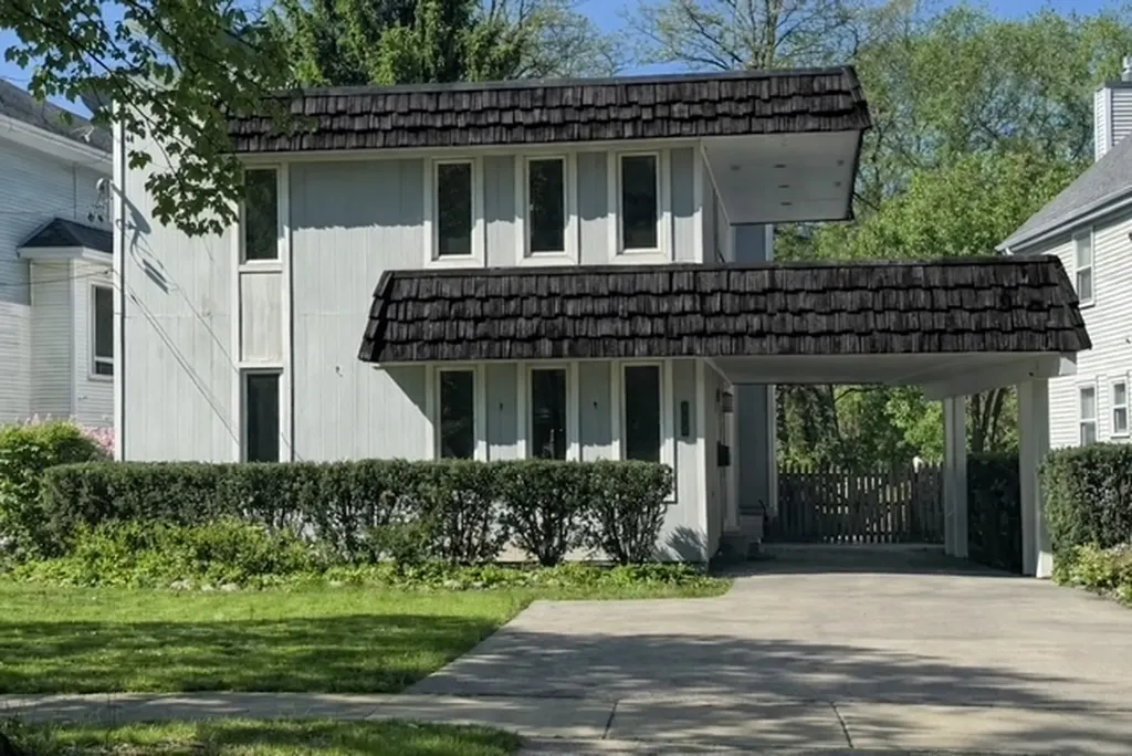 400 South Crescent Avenue Park Ridge IL 60068