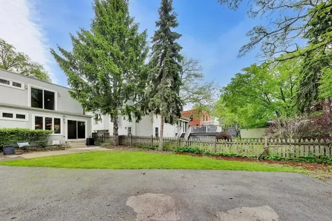 400 South Crescent Avenue Park Ridge IL 60068
