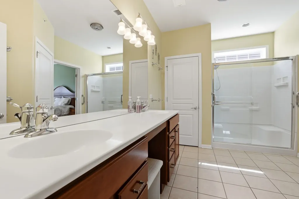 13905 Helena Road Huntley IL 60142