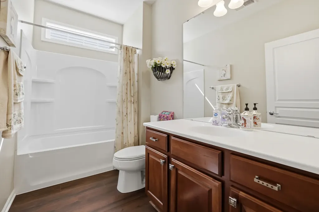 13905 Helena Road Huntley IL 60142