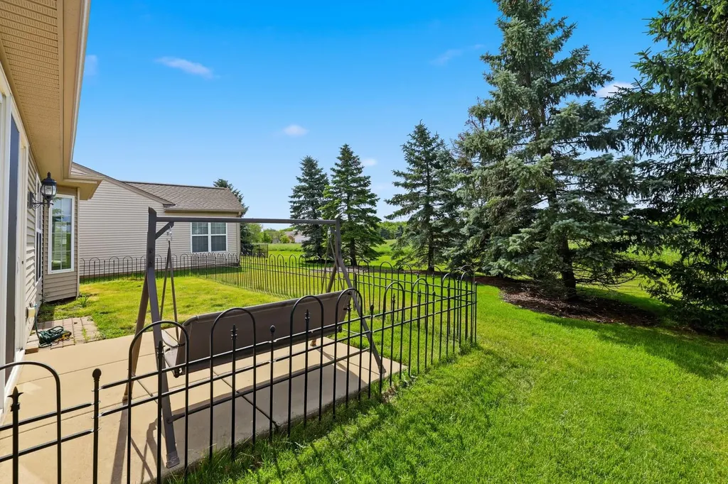 13905 Helena Road Huntley IL 60142