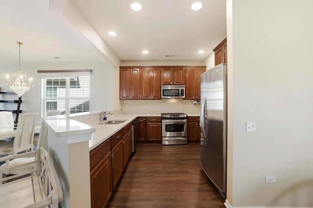 13905 Helena Road Huntley IL 60142
