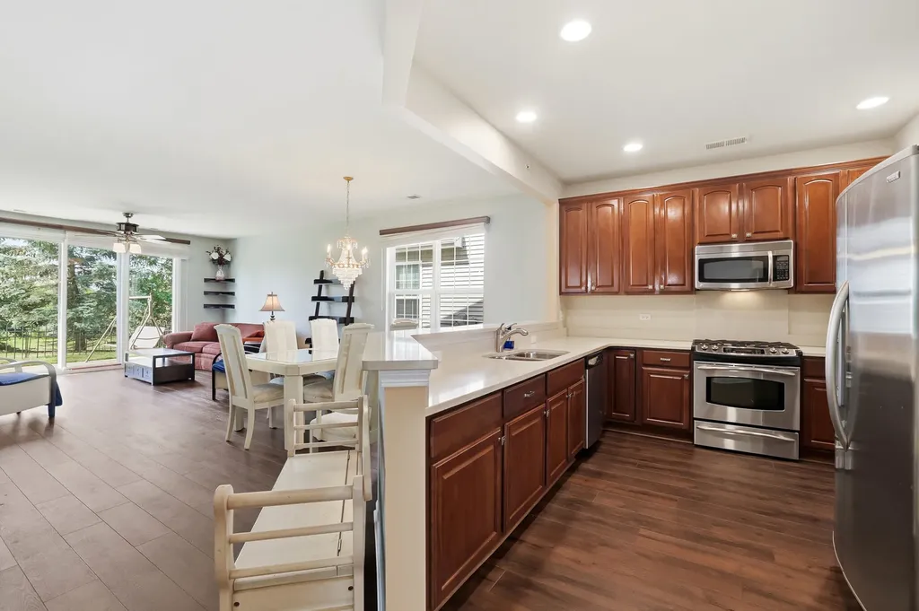 13905 Helena Road Huntley IL 60142