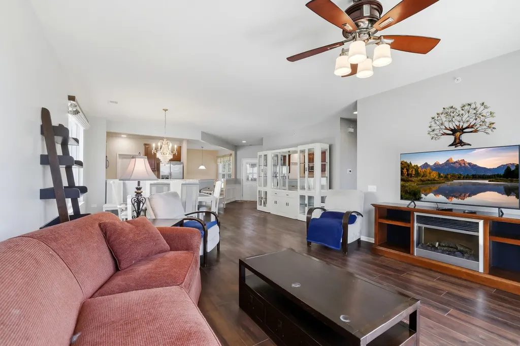 13905 Helena Road Huntley IL 60142