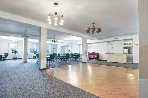 9335 Landings Lane Des Plaines IL 60016