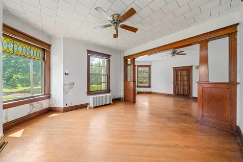 205 South Gage Street Somonauk IL 60552
