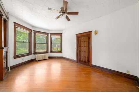 205 South Gage Street Somonauk IL 60552