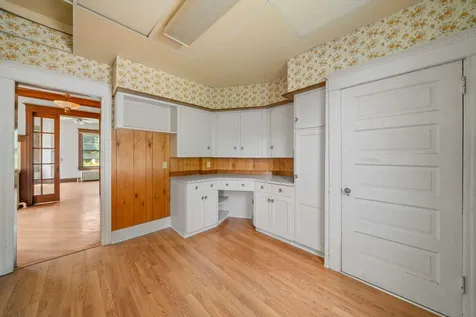 205 South Gage Street Somonauk IL 60552