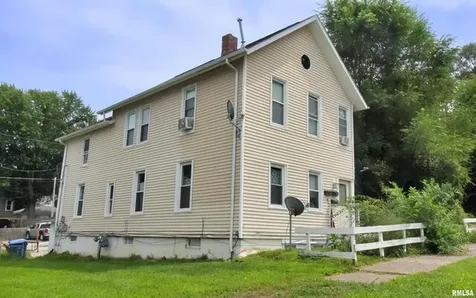 428 7TH Street Moline IL 61265