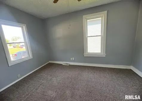 428 7TH Street Moline IL 61265