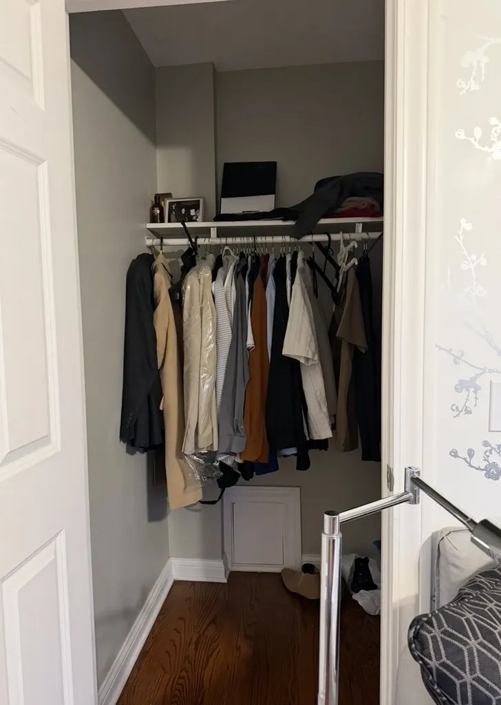 6906 West Medill Avenue Chicago IL 60707