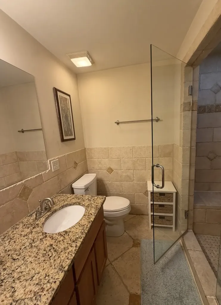 6906 West Medill Avenue Chicago IL 60707