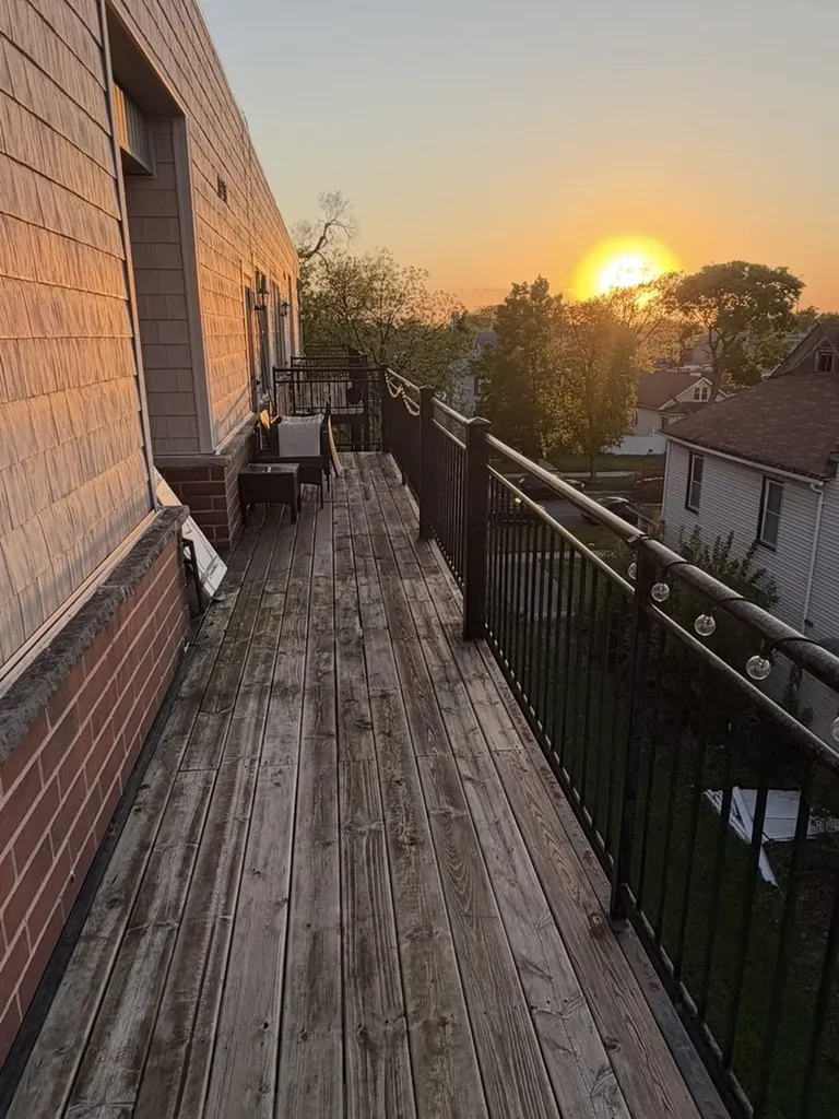 6906 West Medill Avenue Chicago IL 60707