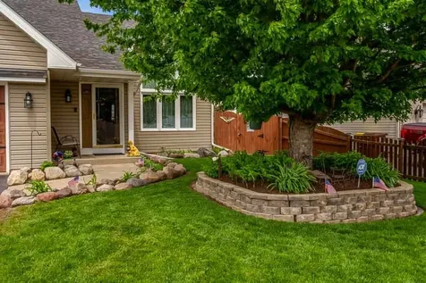 1900 Wycliffe Street Belvidere IL 61008