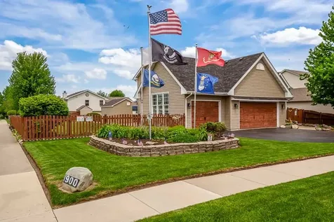 1900 Wycliffe Street Belvidere IL 61008