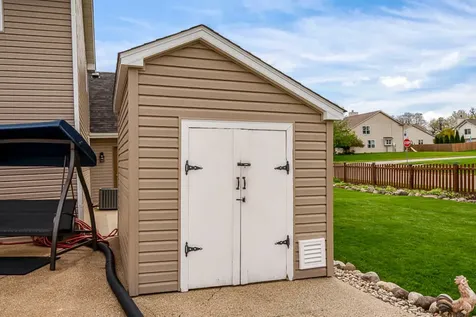 1900 Wycliffe Street Belvidere IL 61008
