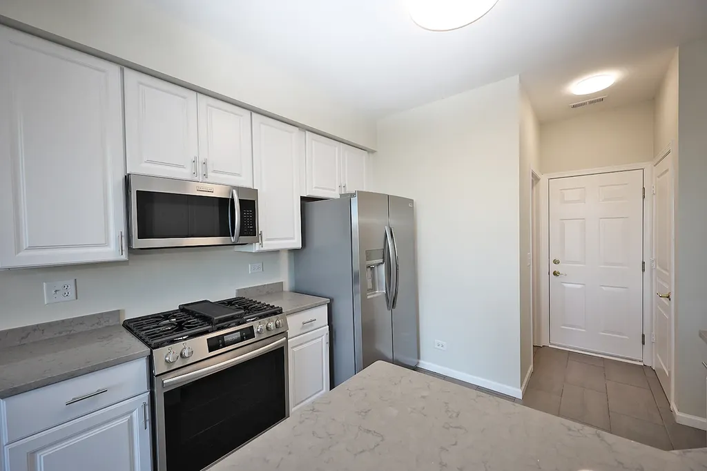 24854 West Gates Lane Plainfield IL 60585