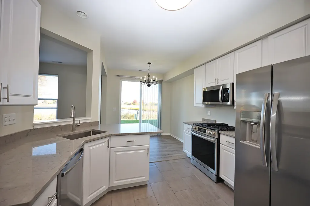 24854 West Gates Lane Plainfield IL 60585