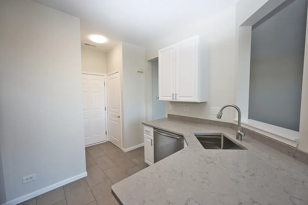 24854 West Gates Lane Plainfield IL 60585