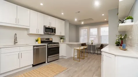 3734 North Racine Avenue Chicago IL 60613