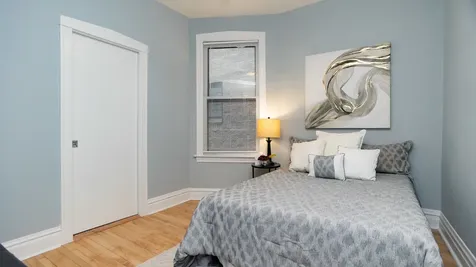 3734 North Racine Avenue Chicago IL 60613