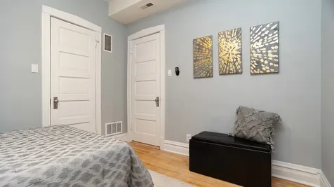 3734 North Racine Avenue Chicago IL 60613