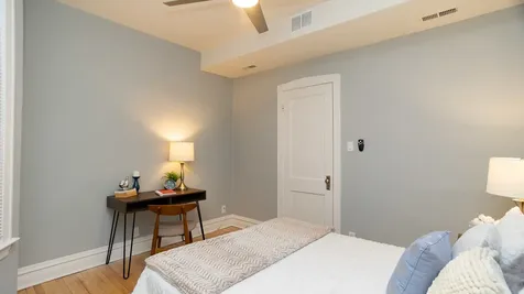 3734 North Racine Avenue Chicago IL 60613