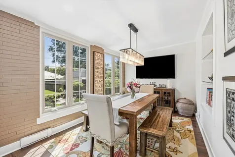 223 Southcote Road Riverside IL 60546