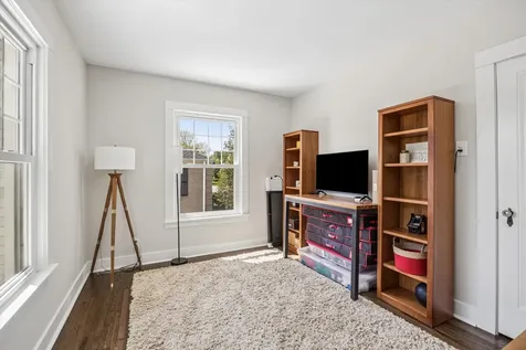 223 Southcote Road Riverside IL 60546