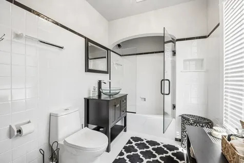 223 Southcote Road Riverside IL 60546