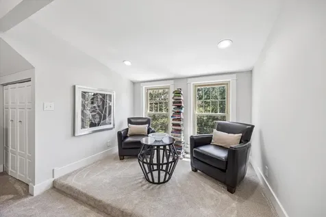 223 Southcote Road Riverside IL 60546