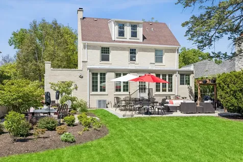 223 Southcote Road Riverside IL 60546