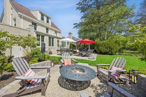 223 Southcote Road Riverside IL 60546