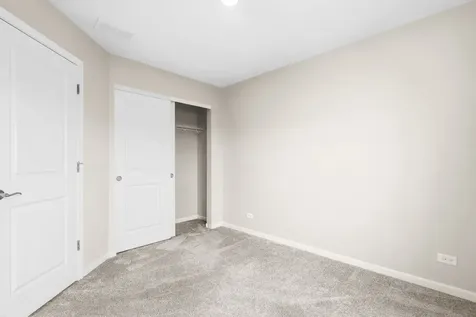 541 Cimmaron Circle Crystal Lake IL 60012