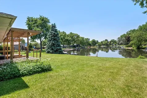33 Somerset Road Montgomery IL 60538