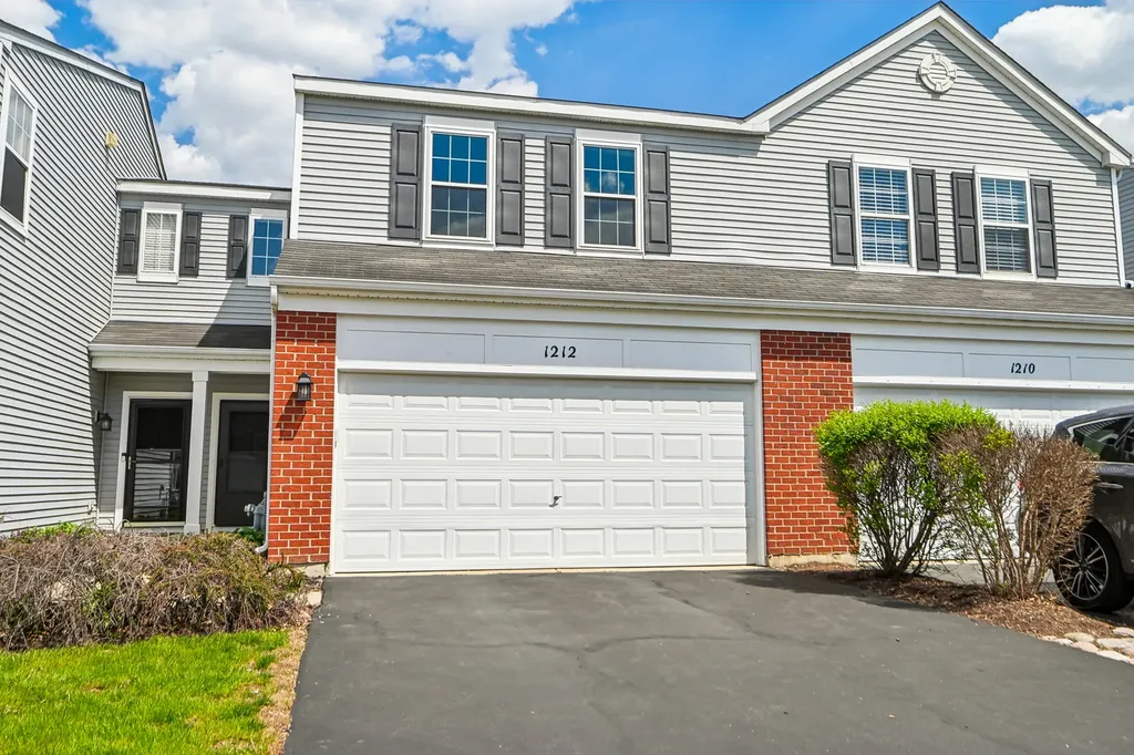 1212 Courtland Circle S Plainfield IL 60586