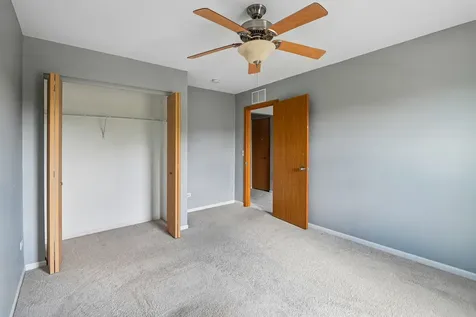 1212 Courtland Circle S Plainfield IL 60586