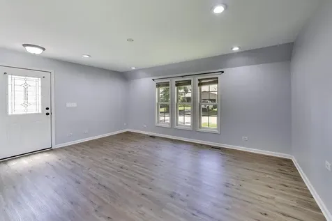 420 Lily Lane Lakemoor IL 60051
