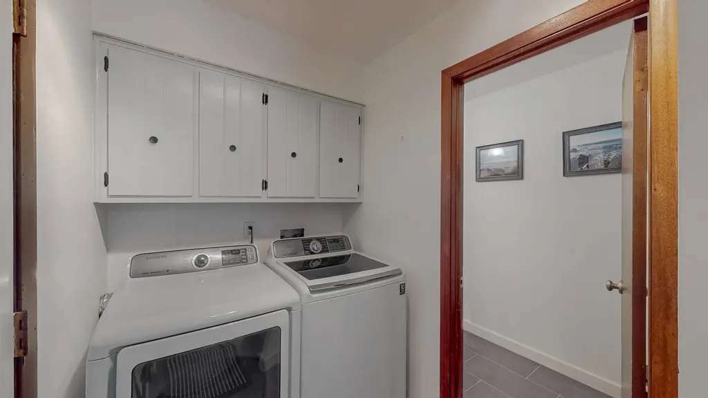 2017 Sanford Avenue New Lenox IL 60451